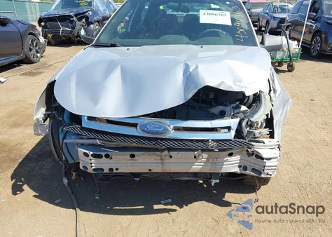 2010 Ford Focus Se z USA, uszkodzony, nr VIN 1FAHP3FN1AW163764